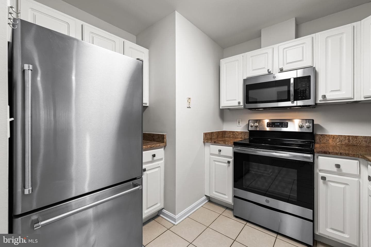 23 Pierside Drive #104 photo 9