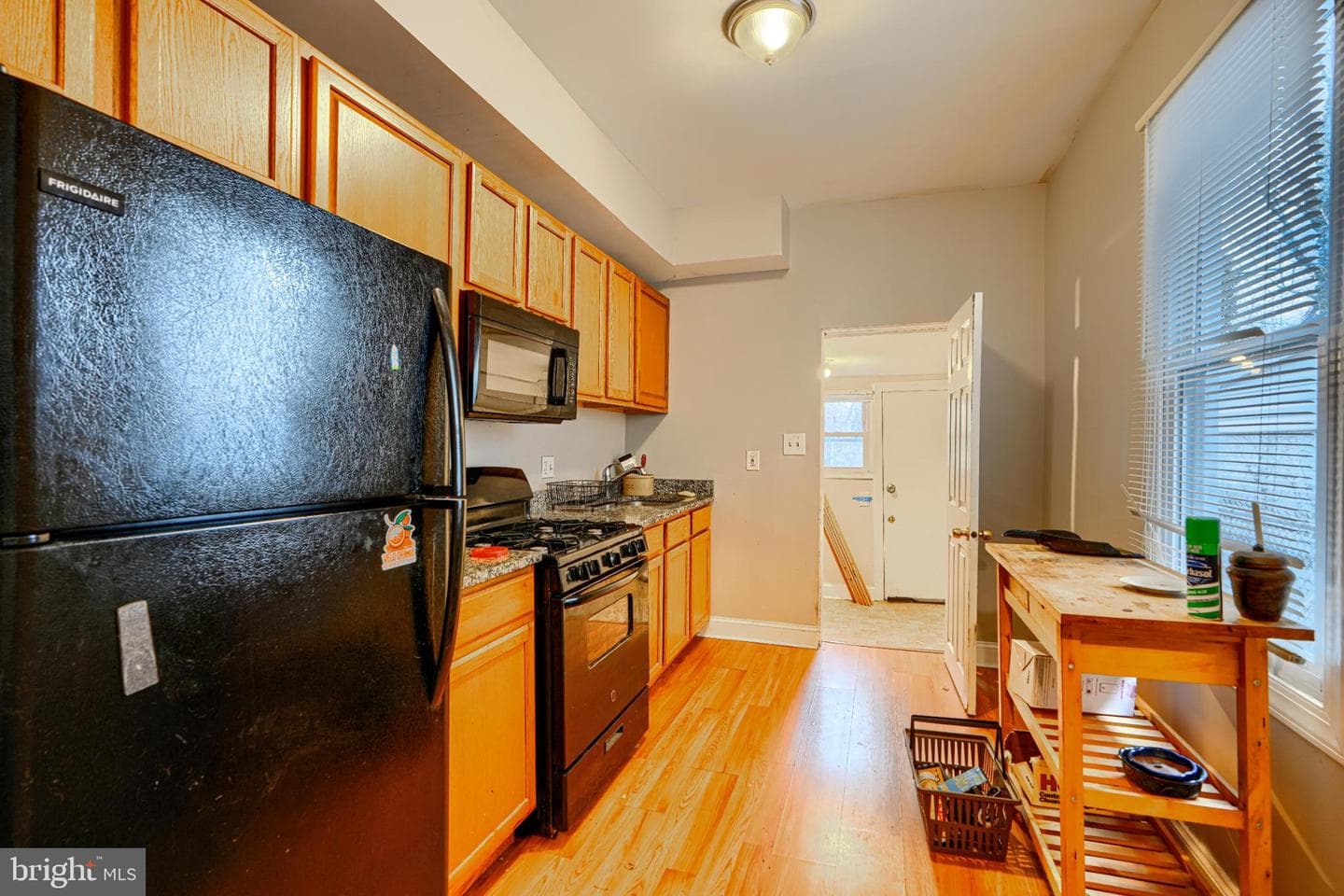 3203 Independence Street photo 4