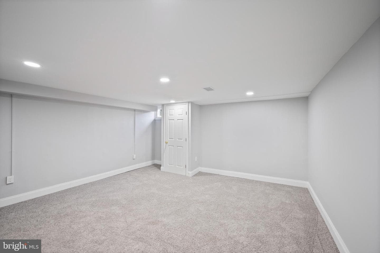 2119 Ashburton Street photo 25