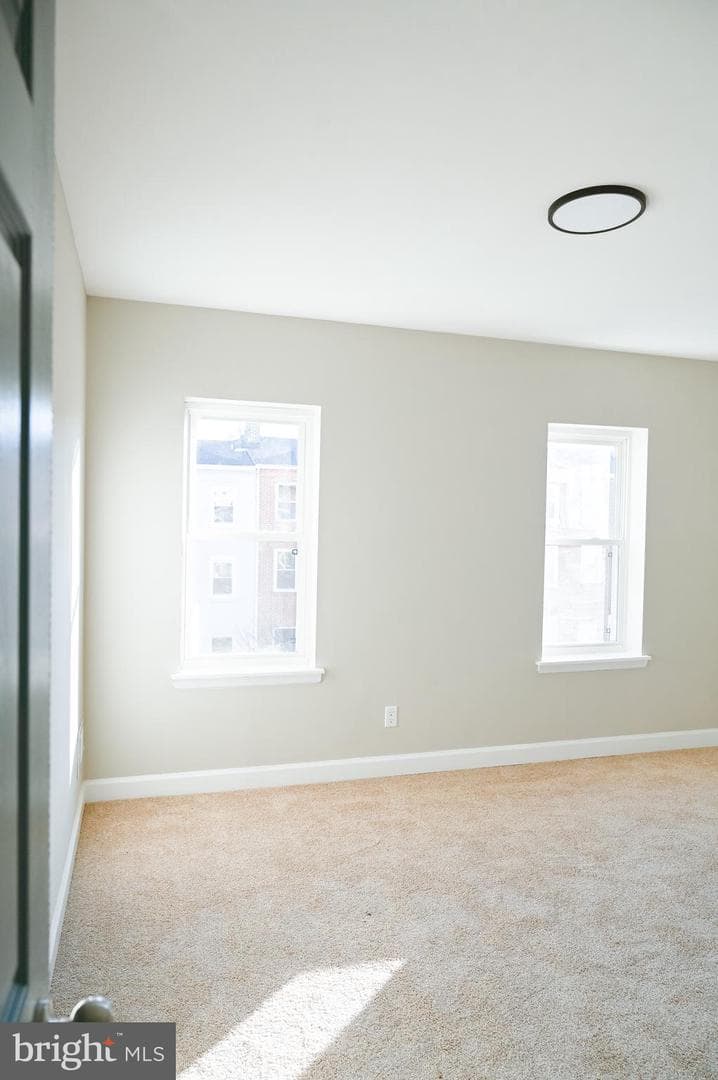 2214 E Fayette Street photo 33
