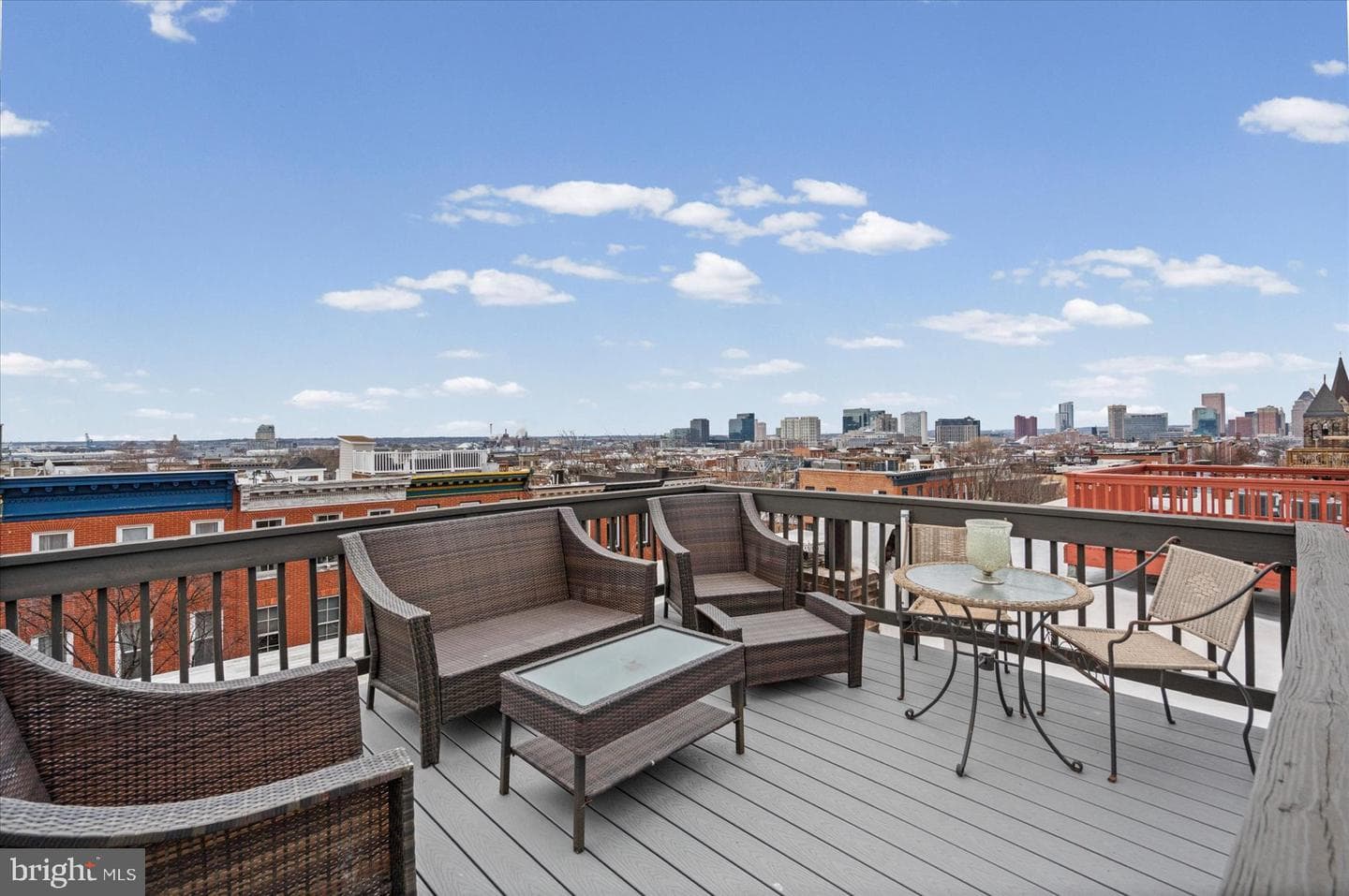 2208 E Lombard Street photo 29