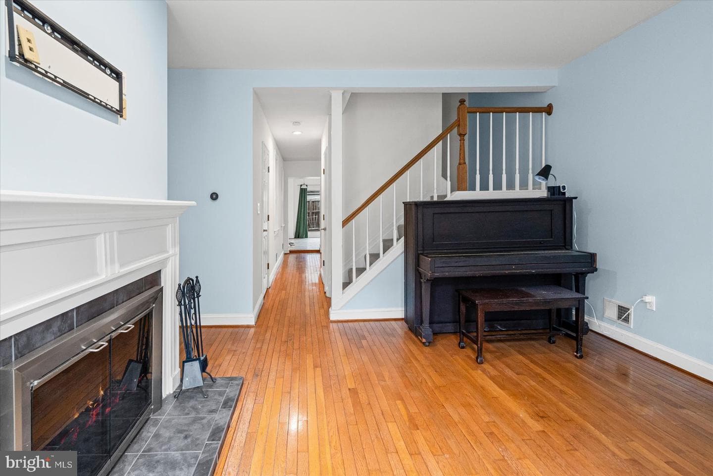 2208 E Lombard Street photo 4