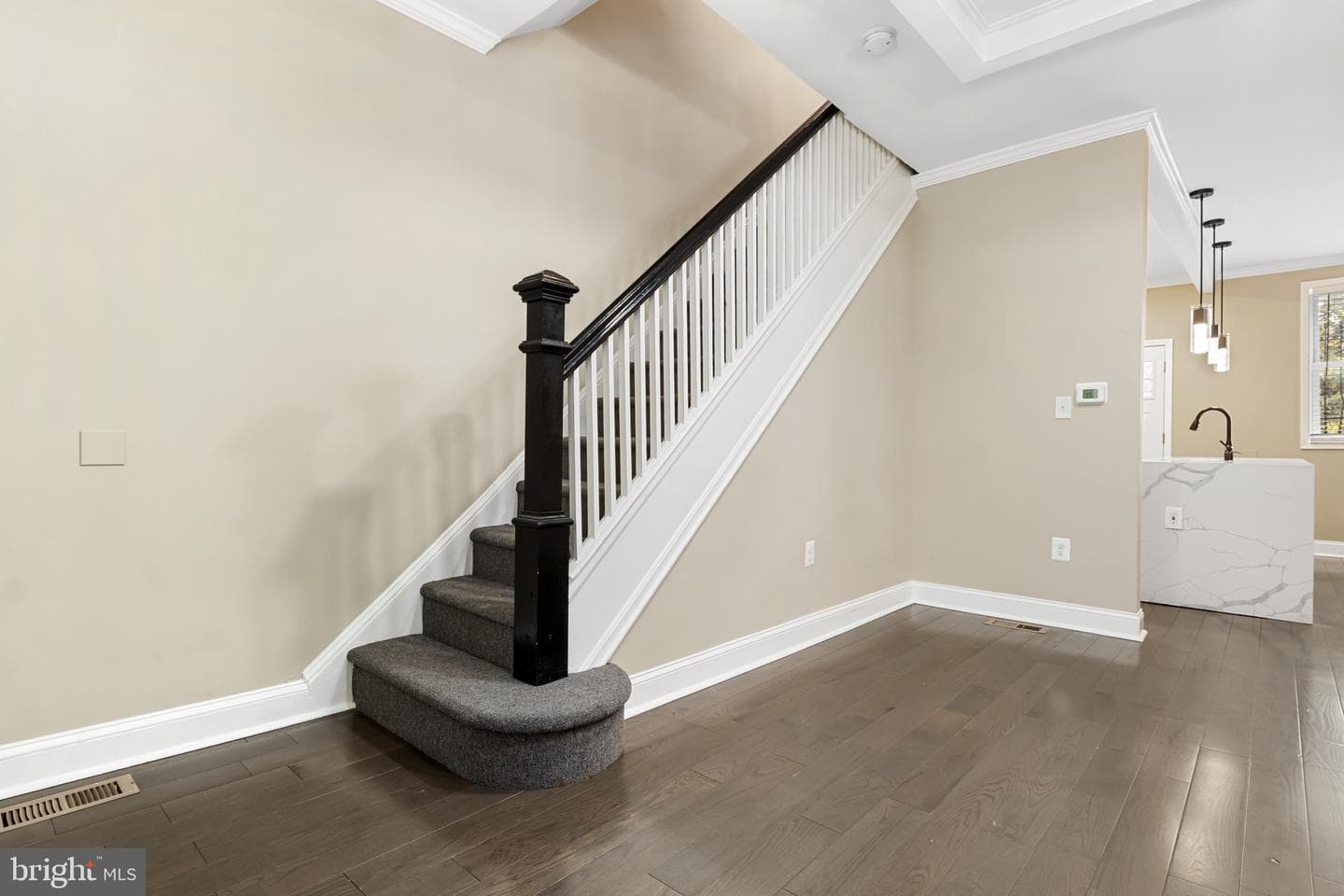 2233 Homewood Avenue photo 14