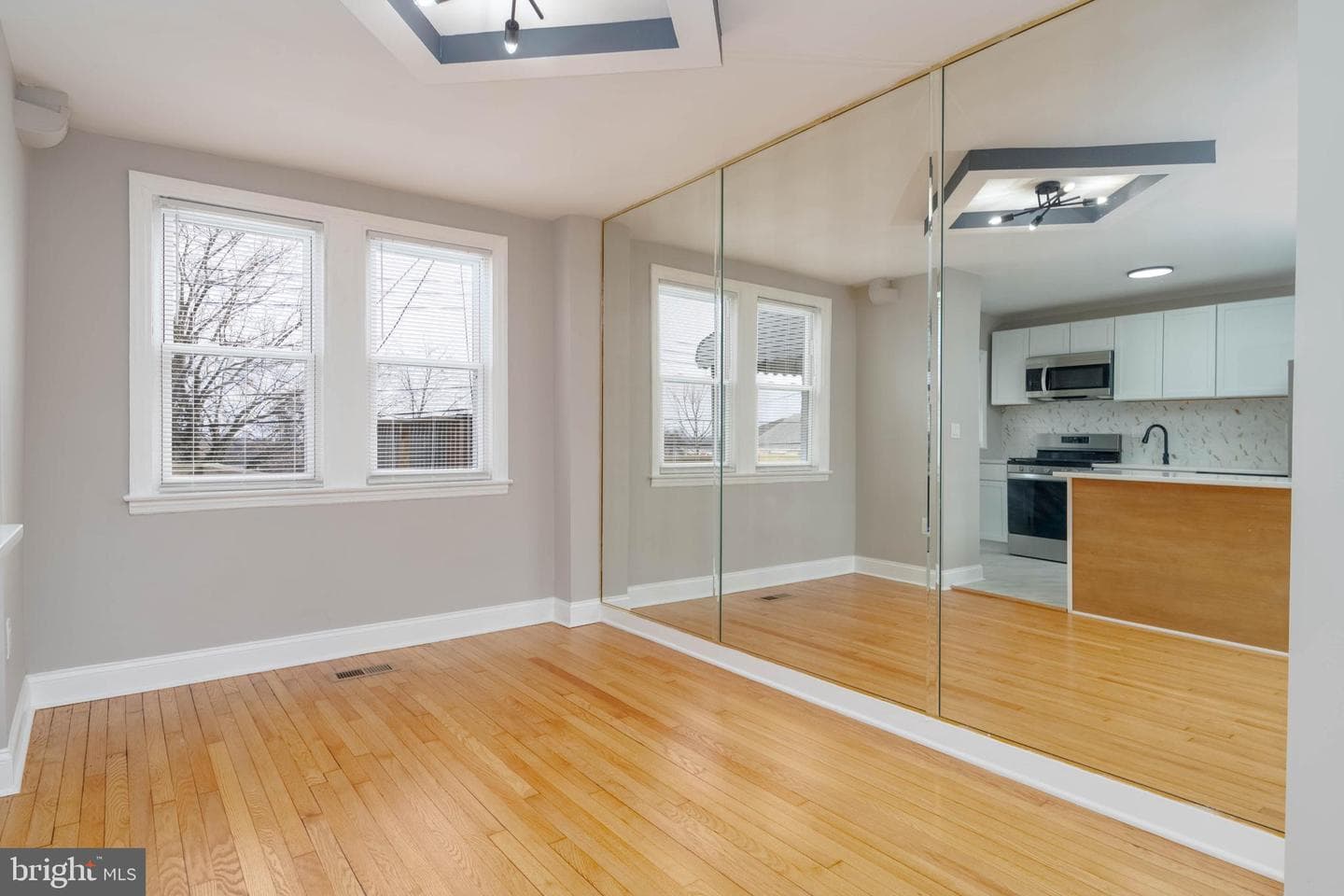 209 Mount Holly Street photo 10