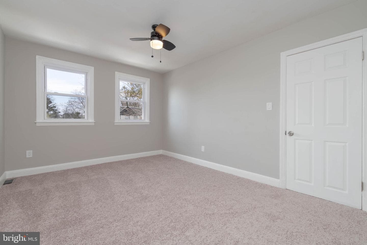 209 Mount Holly Street photo 37