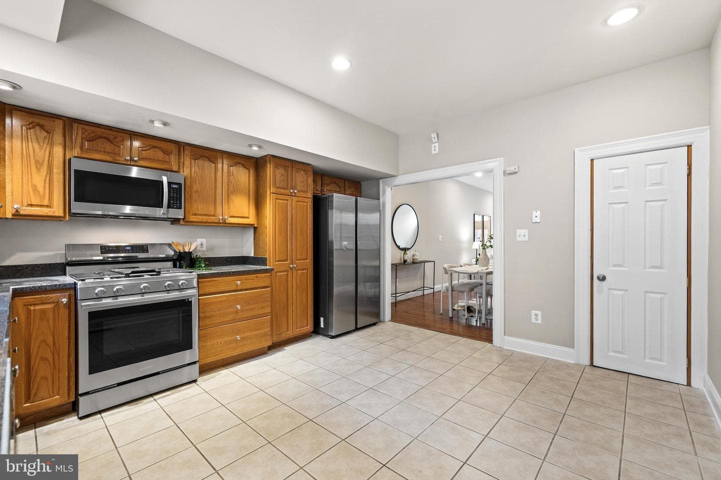 3702 Foster Avenue photo 13