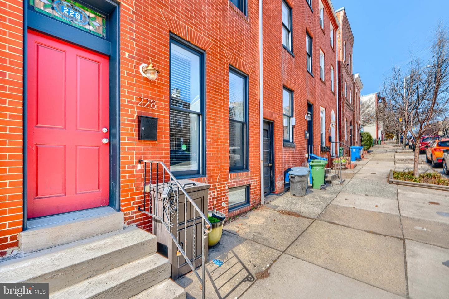 228 S Washington Street photo 60