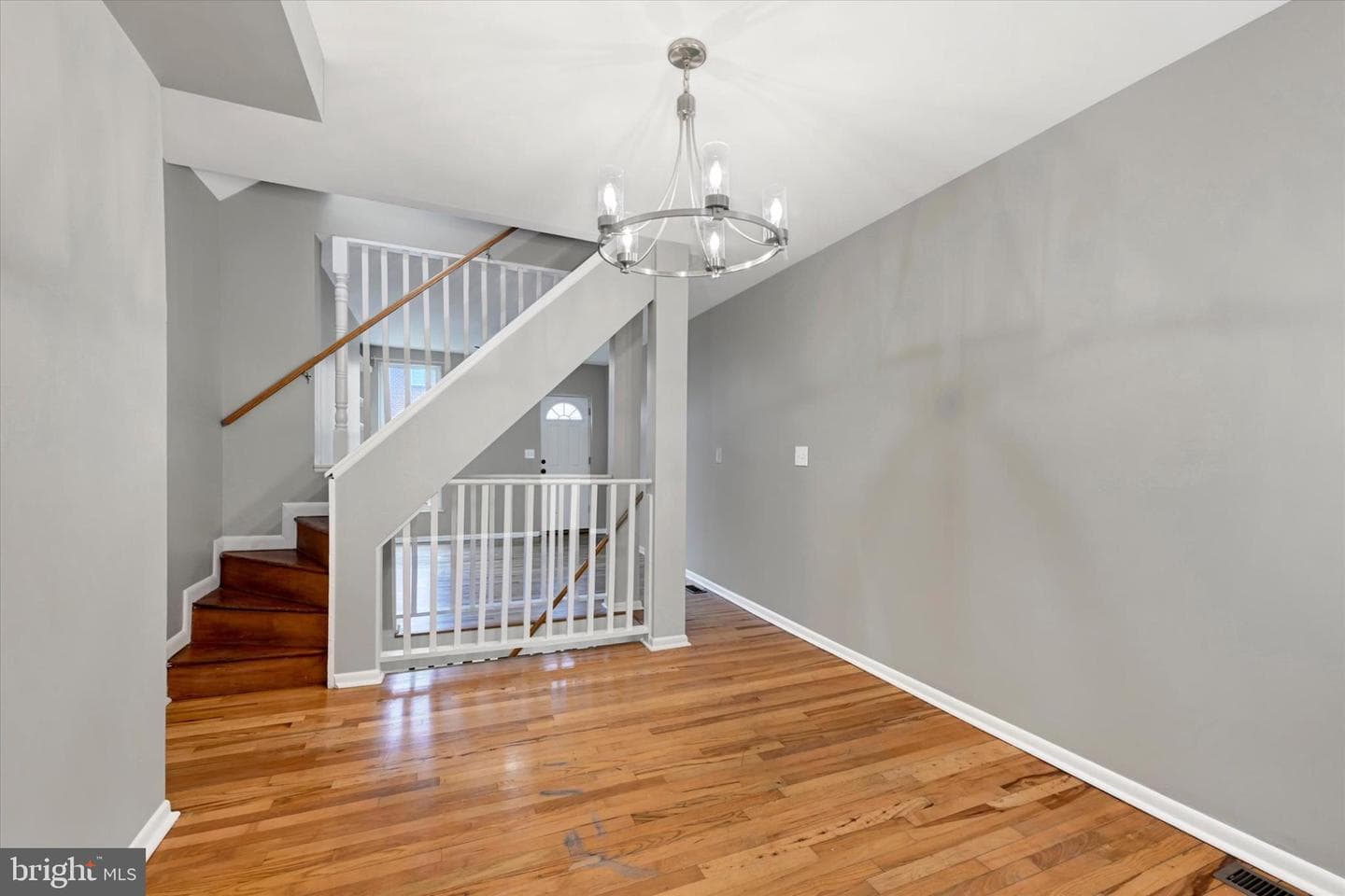 2731 Fait Avenue photo 8
