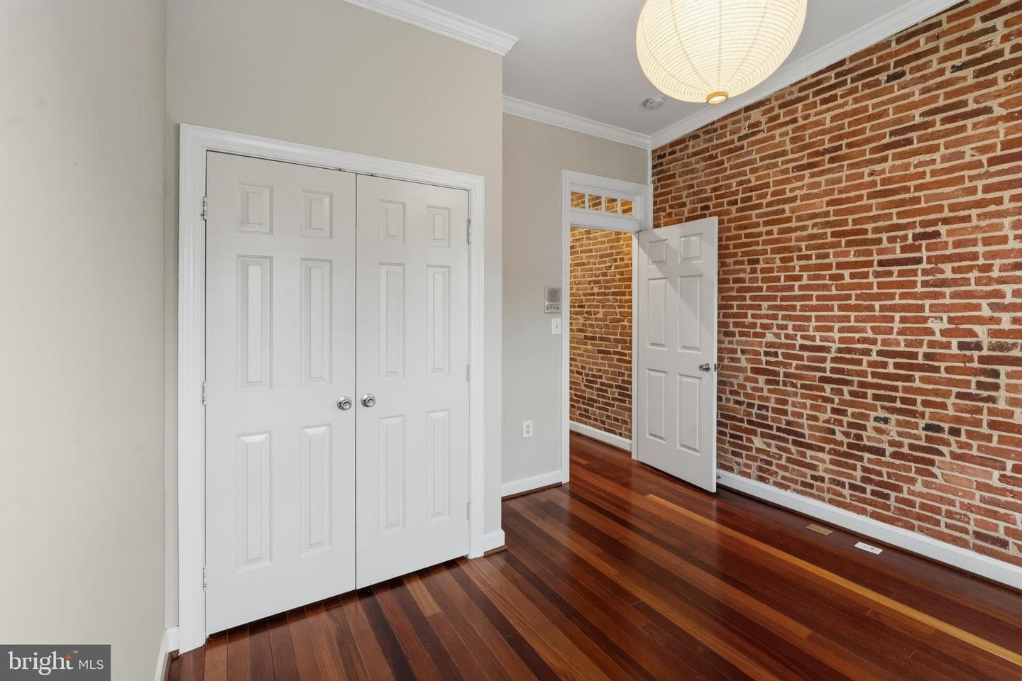 102 Burnett Street photo 20