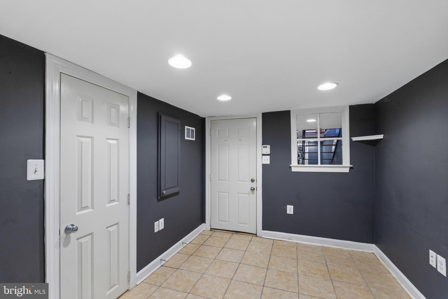102 Burnett Street photo 24