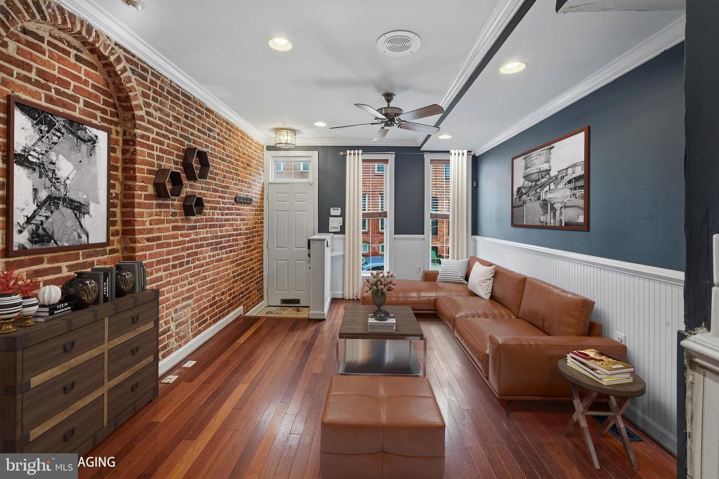 102 Burnett Street photo 4