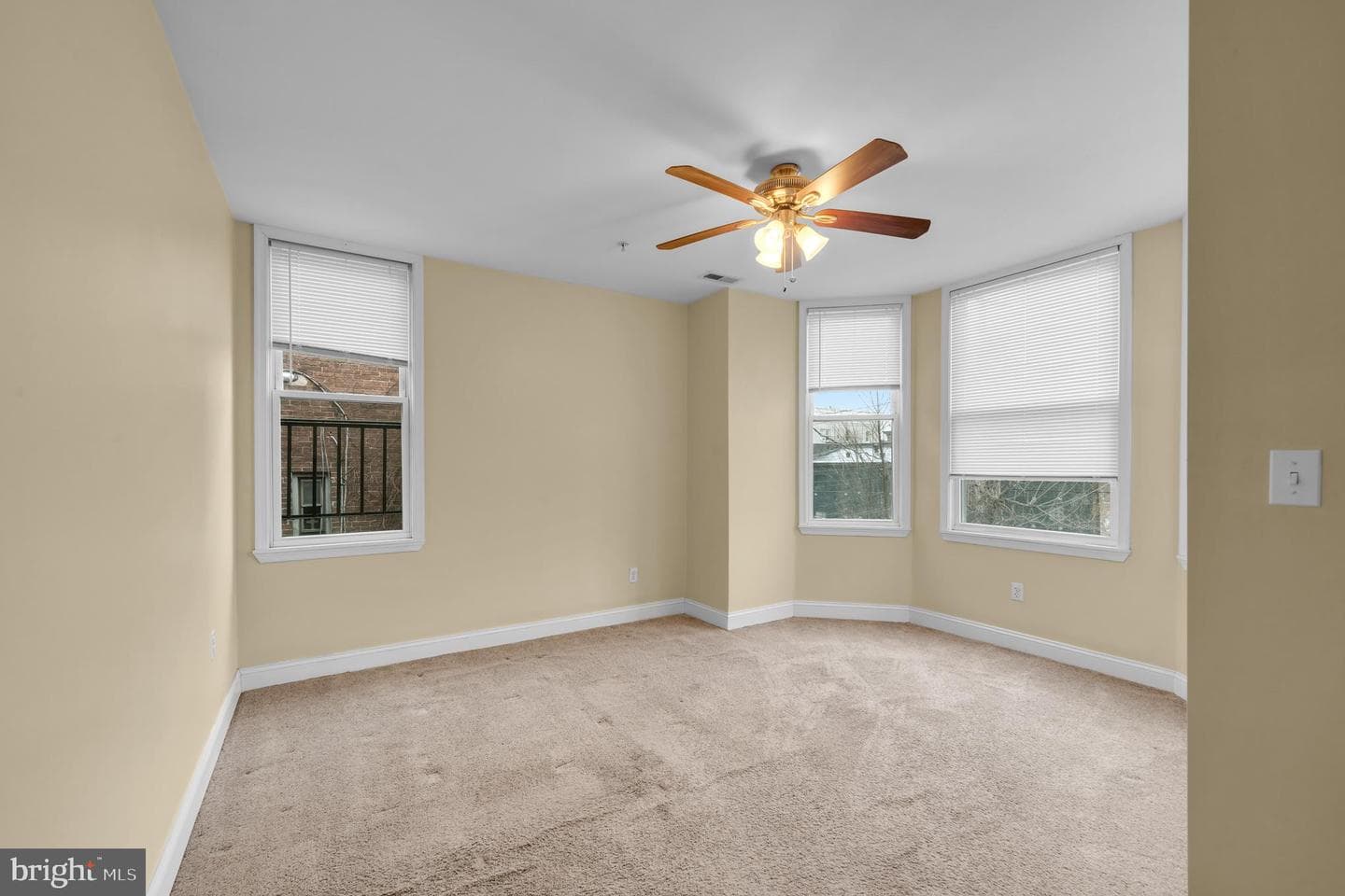 2210 N Charles Street photo 11