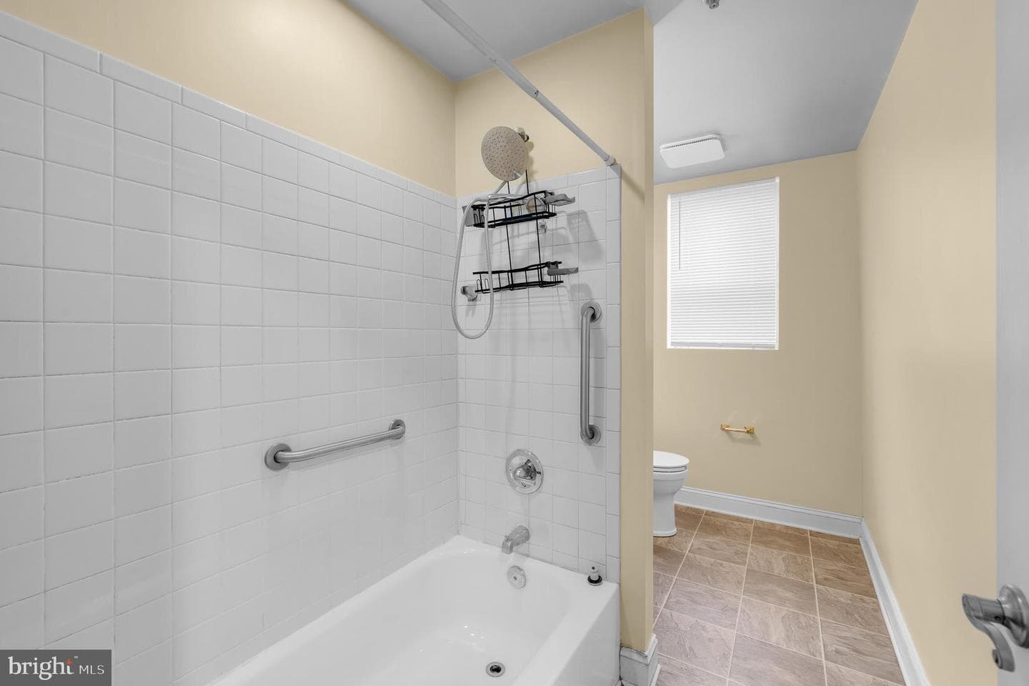 2210 N Charles Street photo 13
