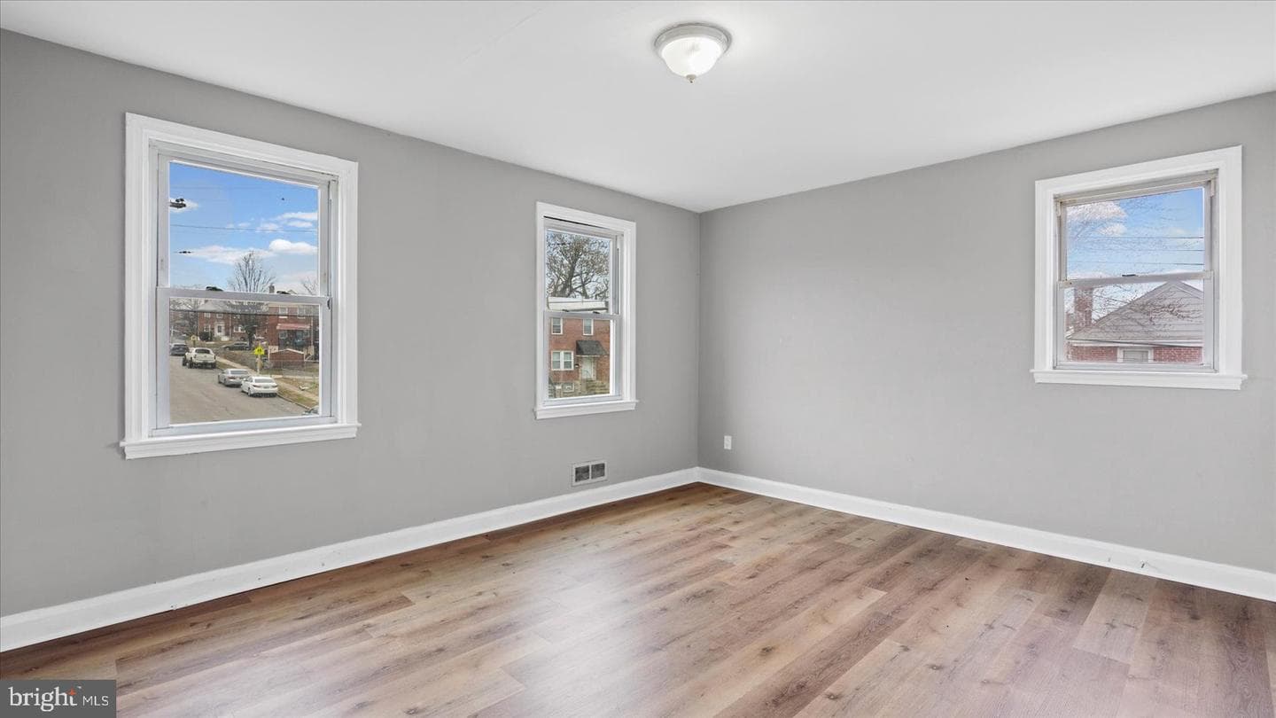 4000 Balfern Avenue photo 15