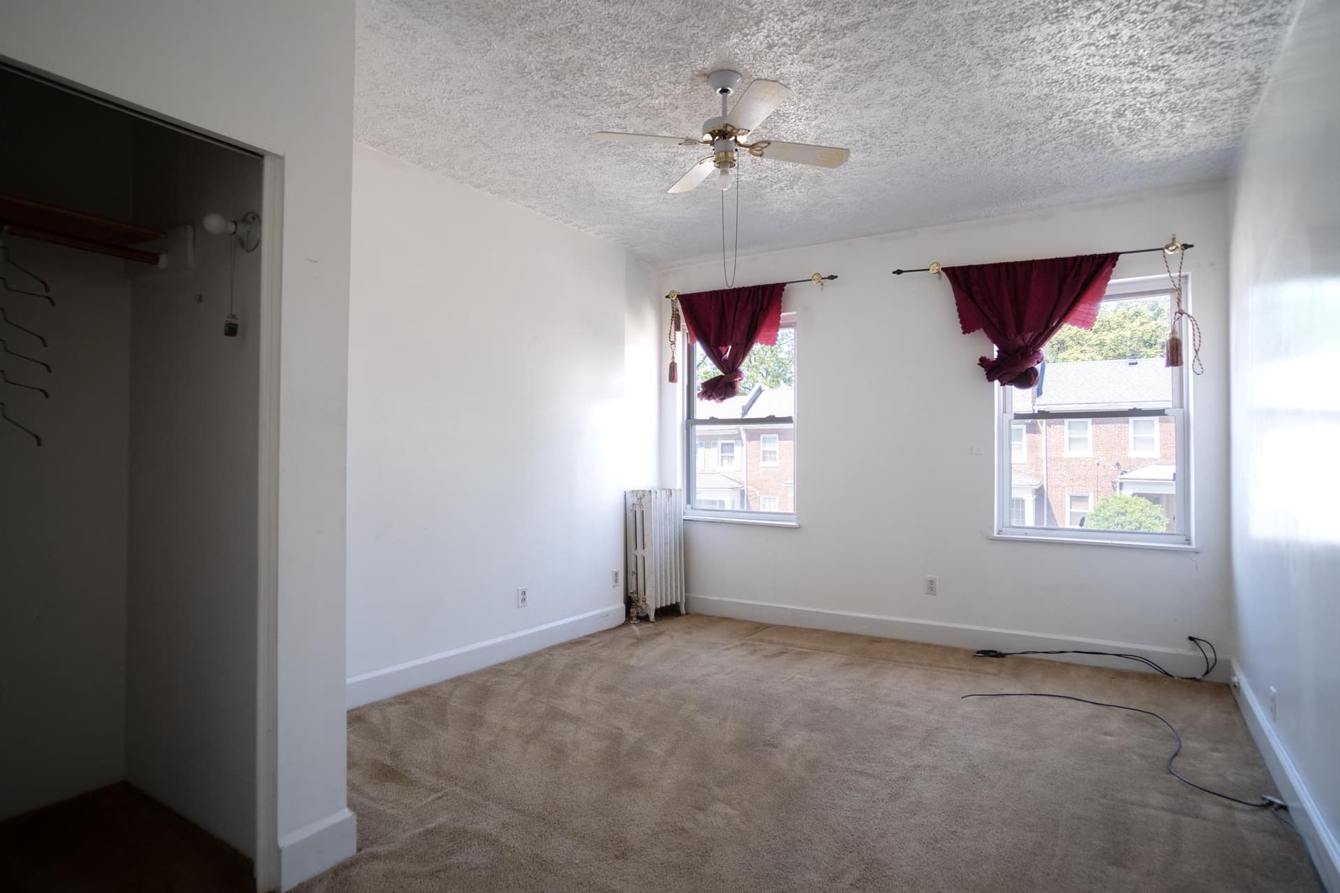 413 Rosecroft Terrace photo 12