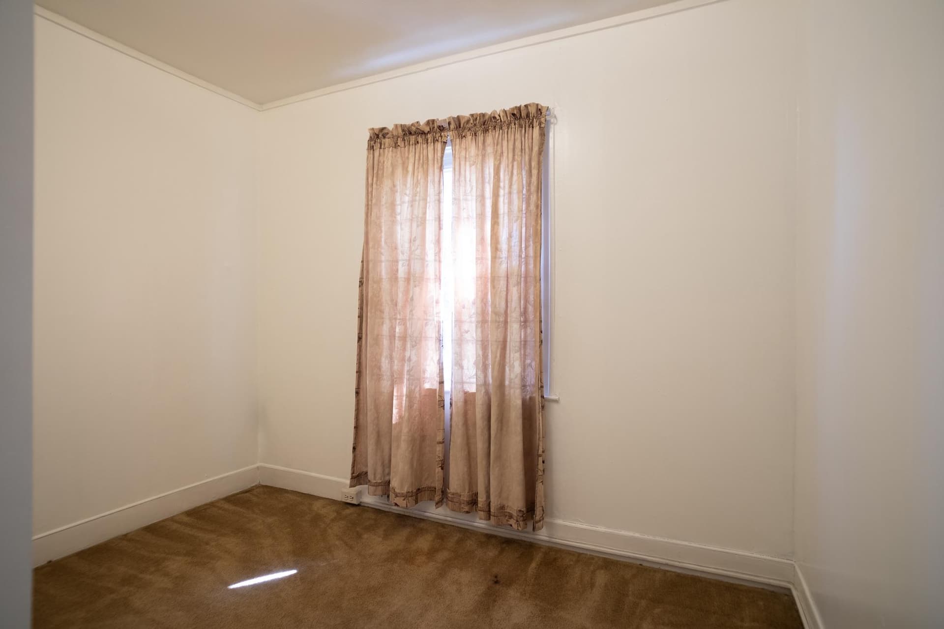 413 Rosecroft Terrace photo 14