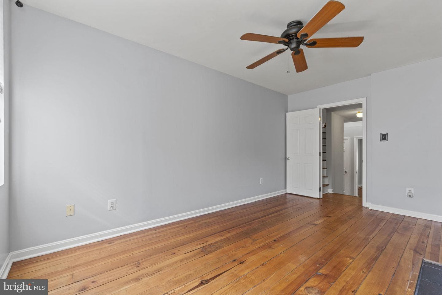 1206 William Street photo 7