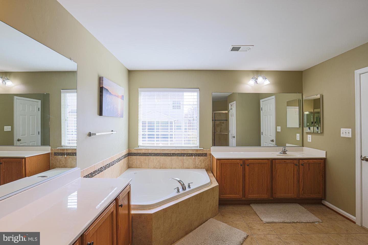2307 Whitley Road photo 30