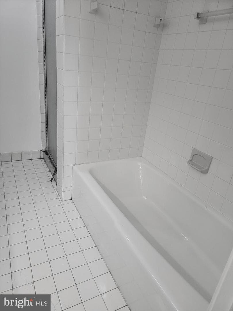 6606 Park Heights Avenue #805 photo 39