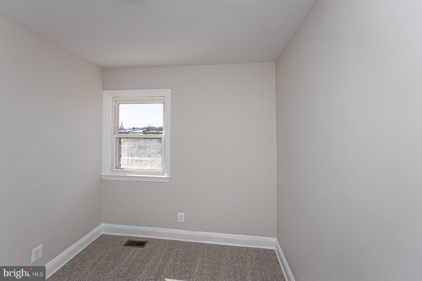 715 Radnor Avenue photo 20