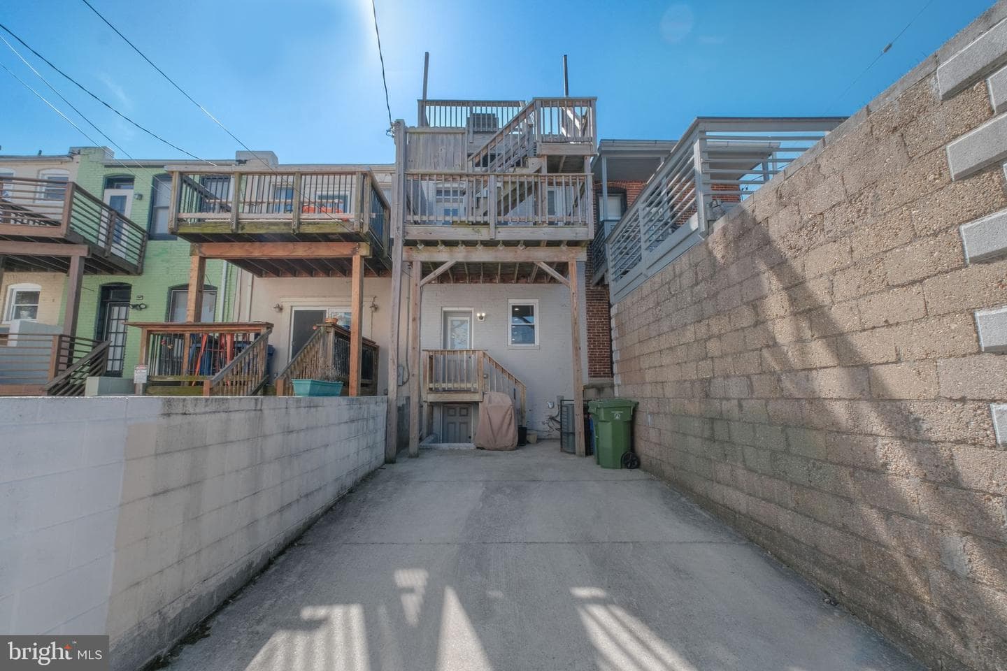 3102 E Lombard Street photo 33