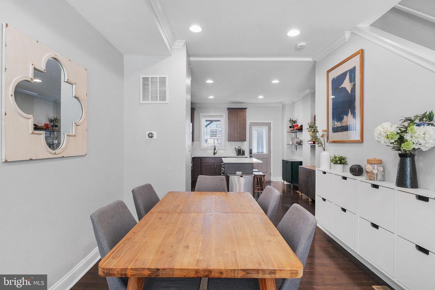 3102 E Lombard Street photo 6