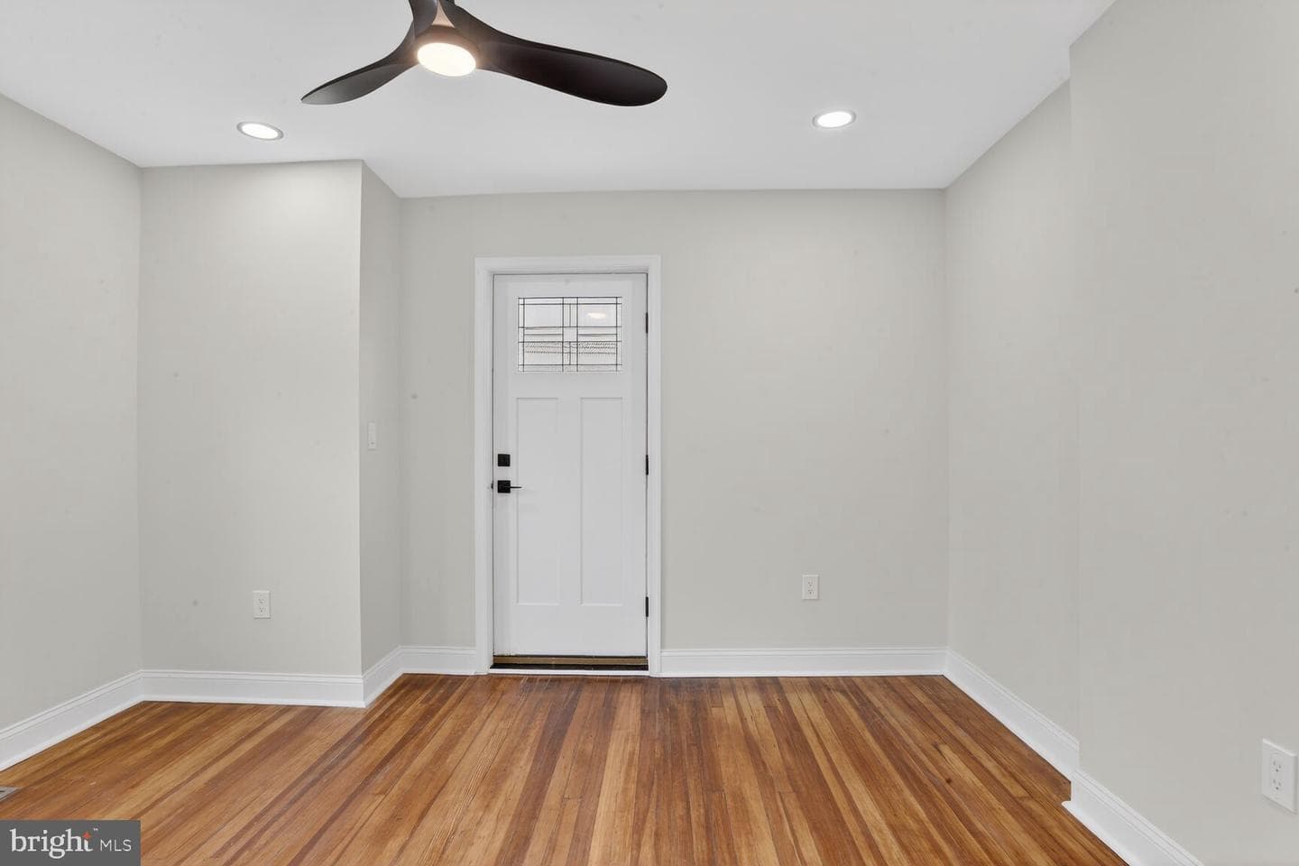 4013 4th Street photo 16