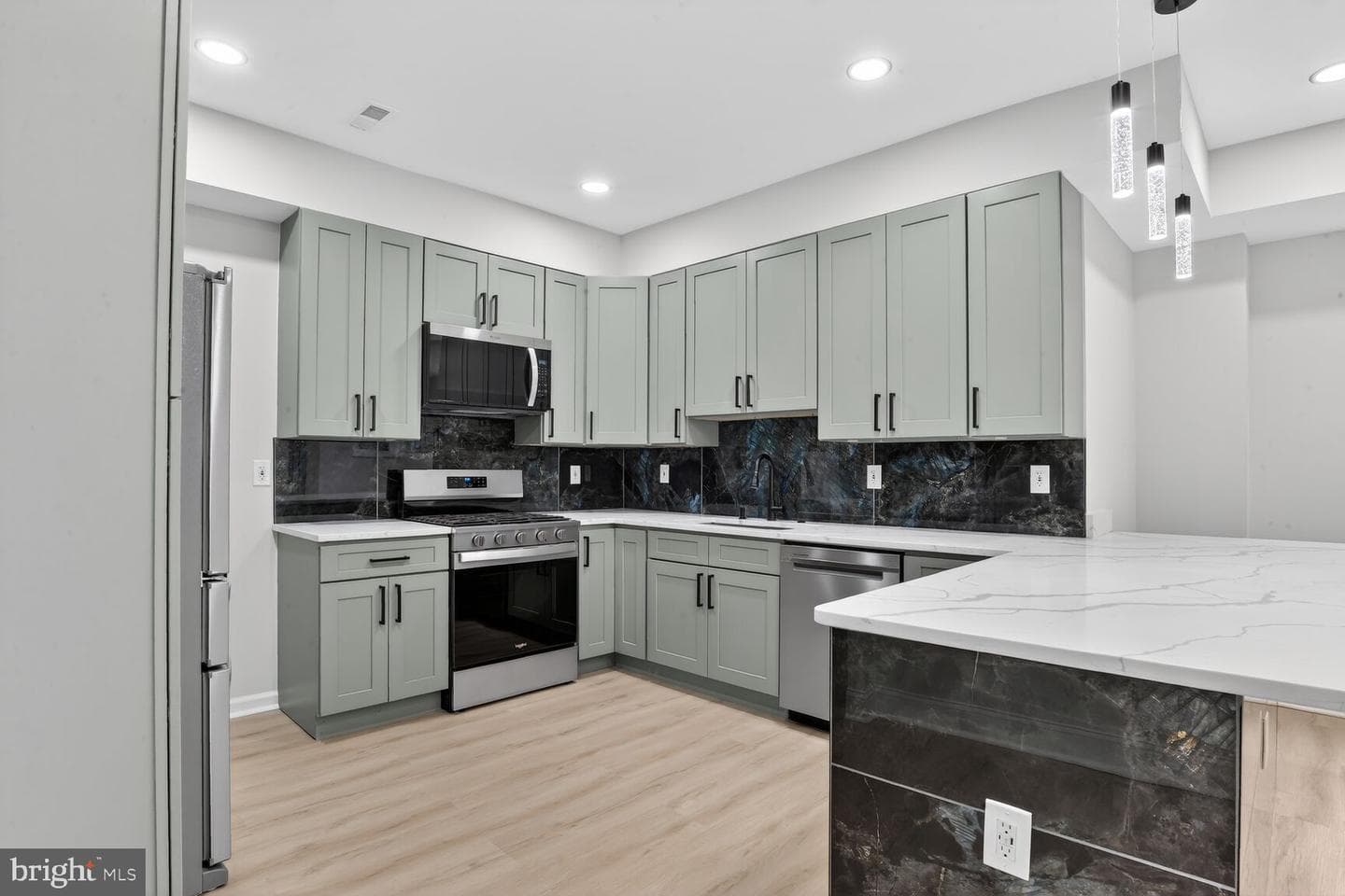4013 4th Street photo 7