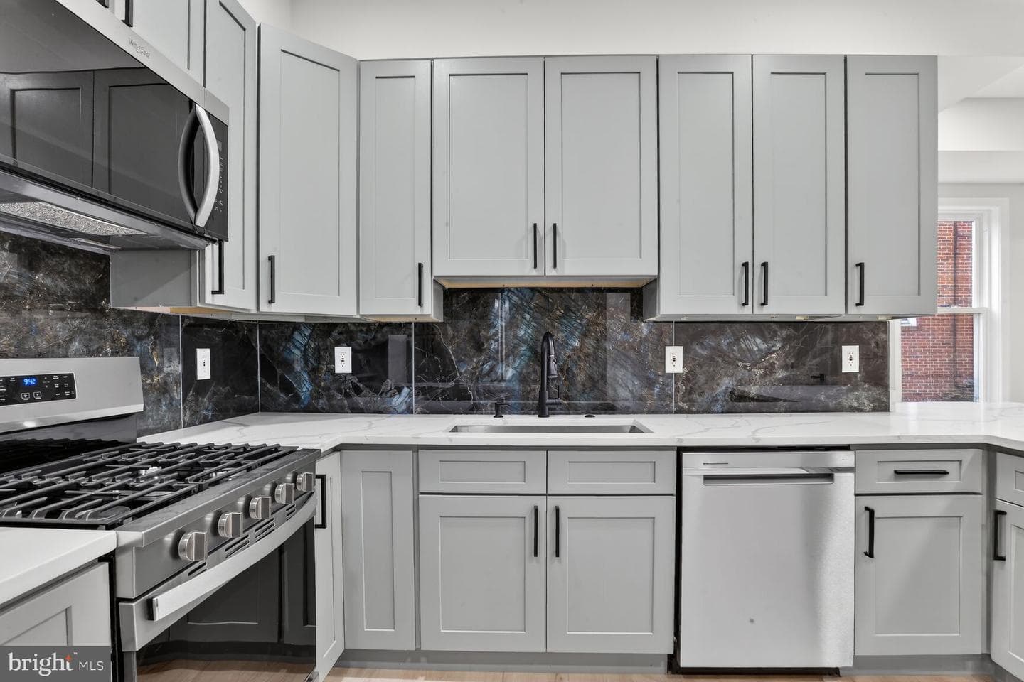 4013 4th Street photo 9