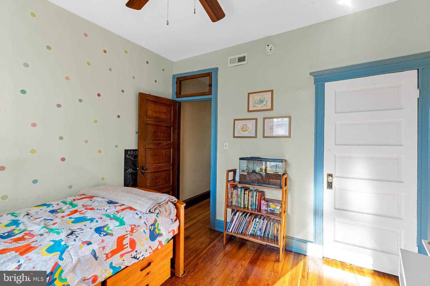 217 W 27th Street W photo 27
