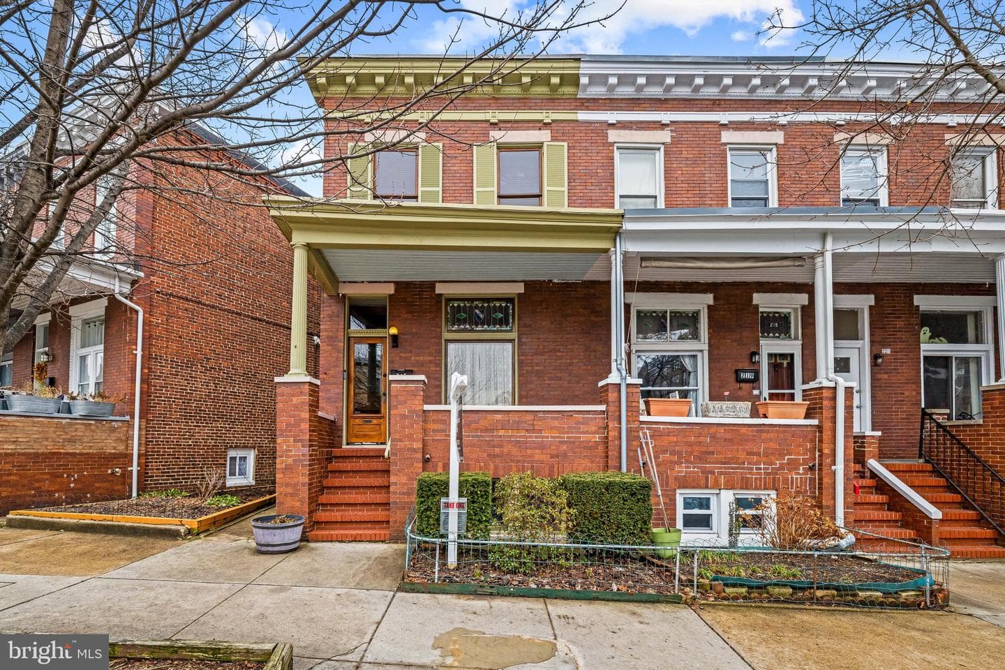 217 W 27th Street W photo 41