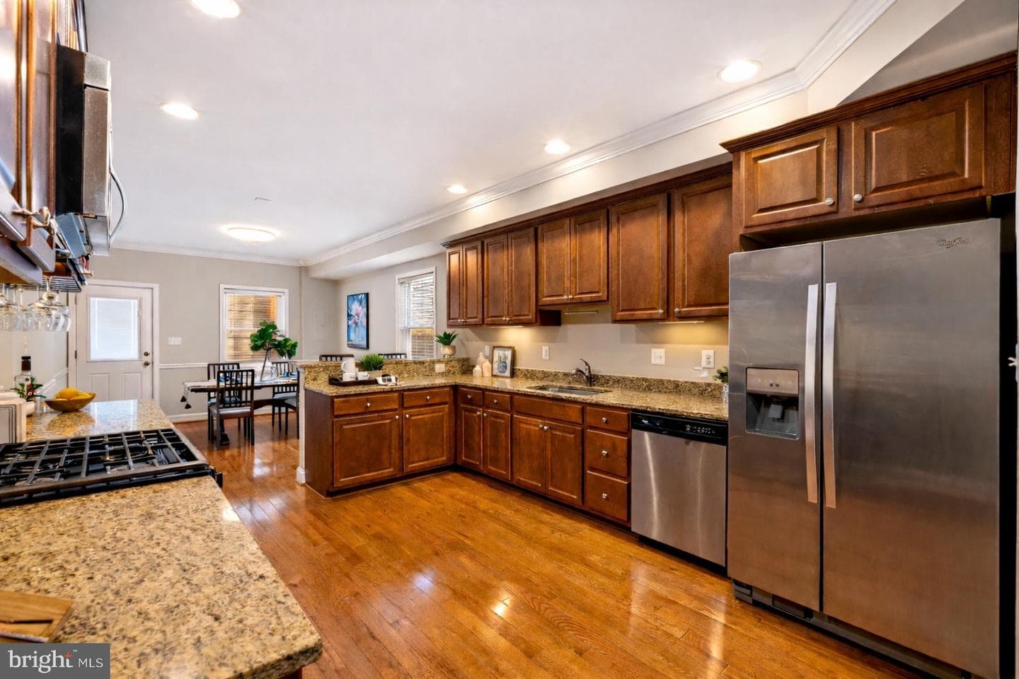 2 W Clement Street photo 11