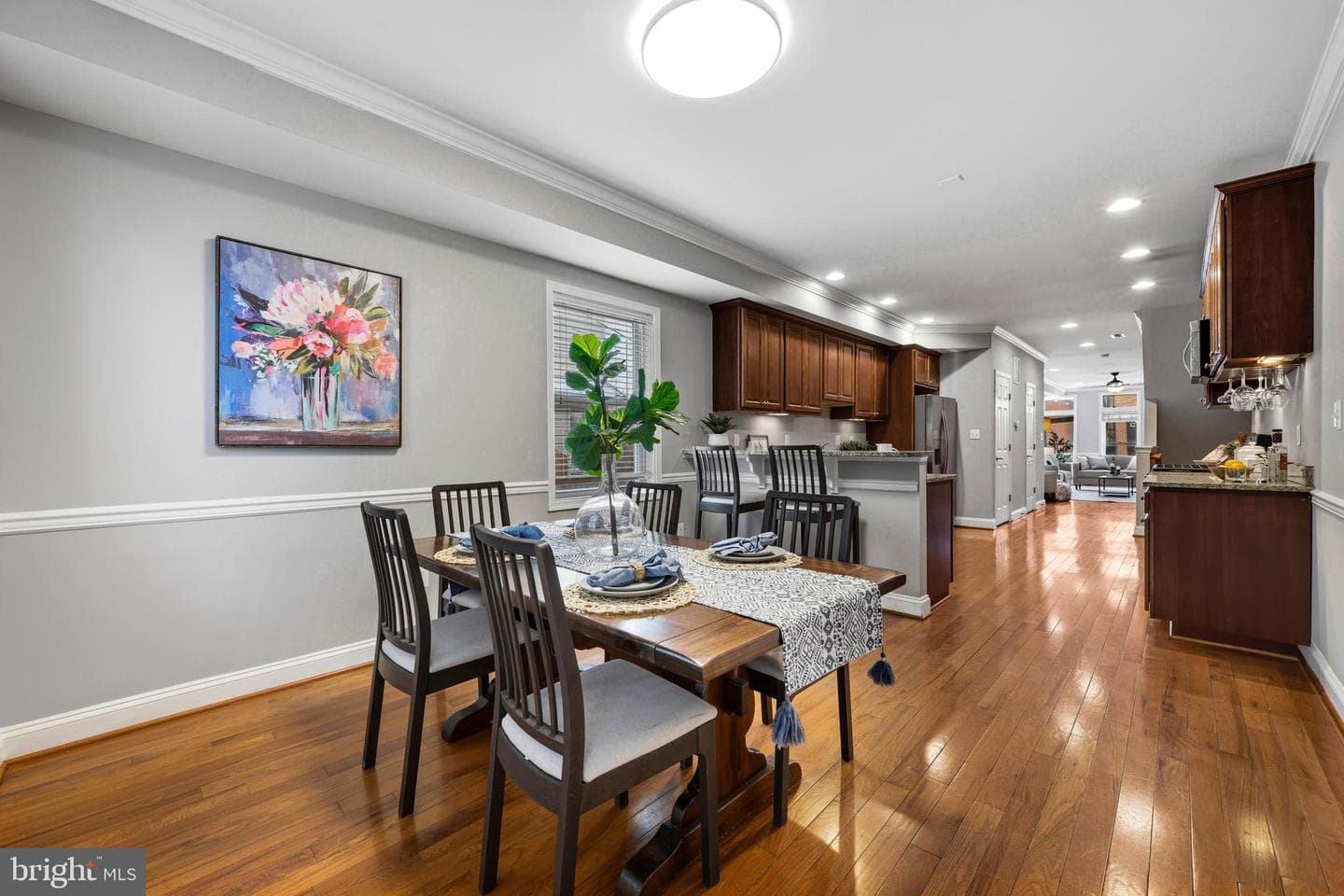 2 W Clement Street photo 13