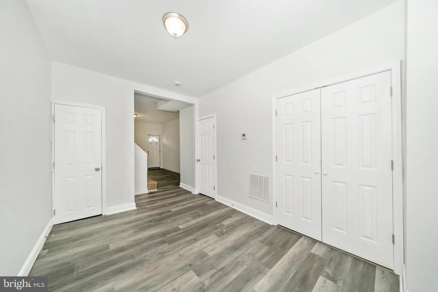 1723 Ashburton Street photo 10