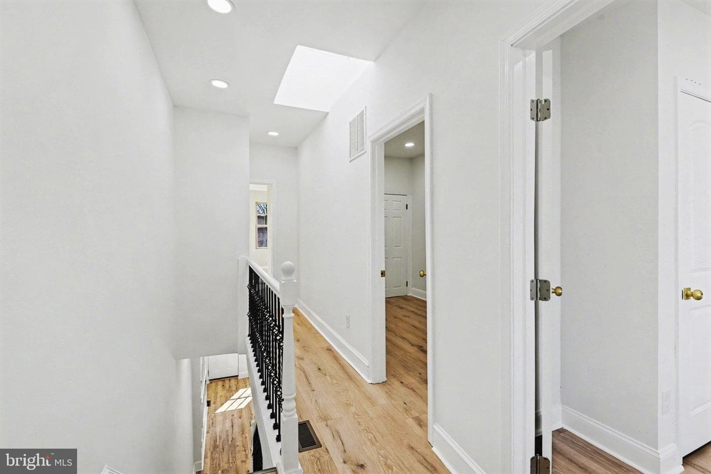 210 Monastery Avenue photo 16