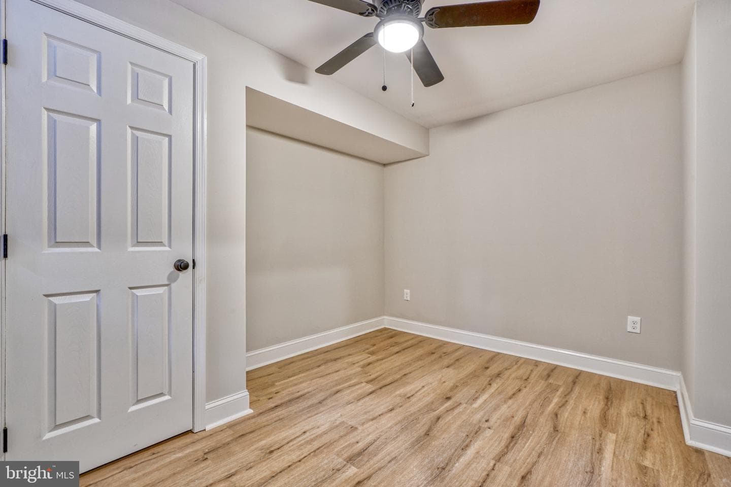 2631 Loyola Northway photo 30