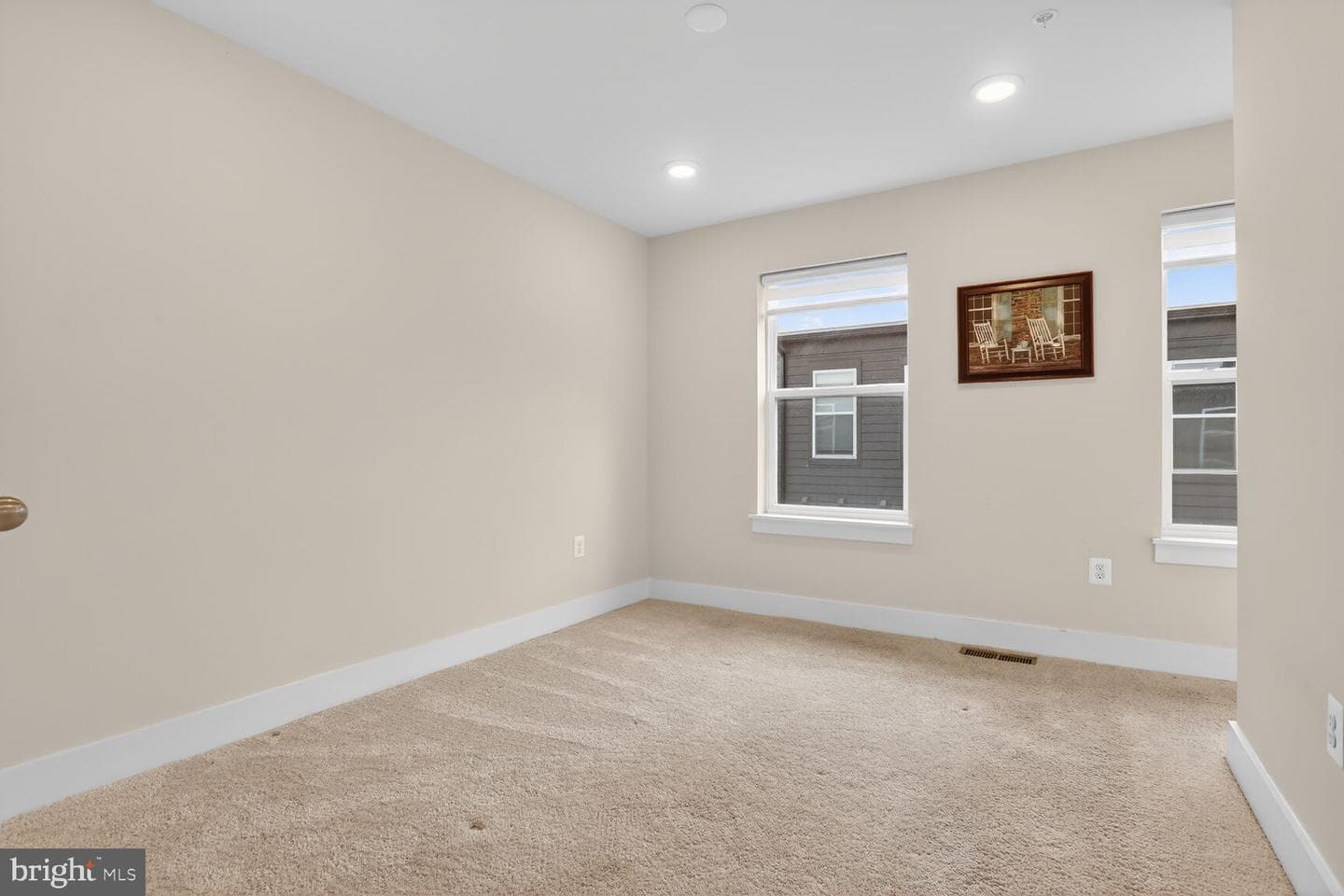 112 Glass Lane photo 20