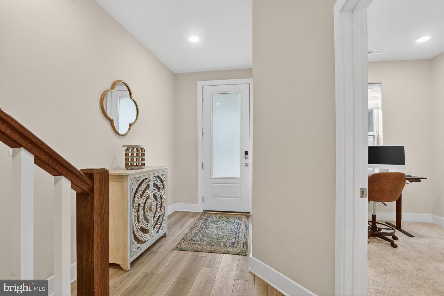 112 Glass Lane photo 5