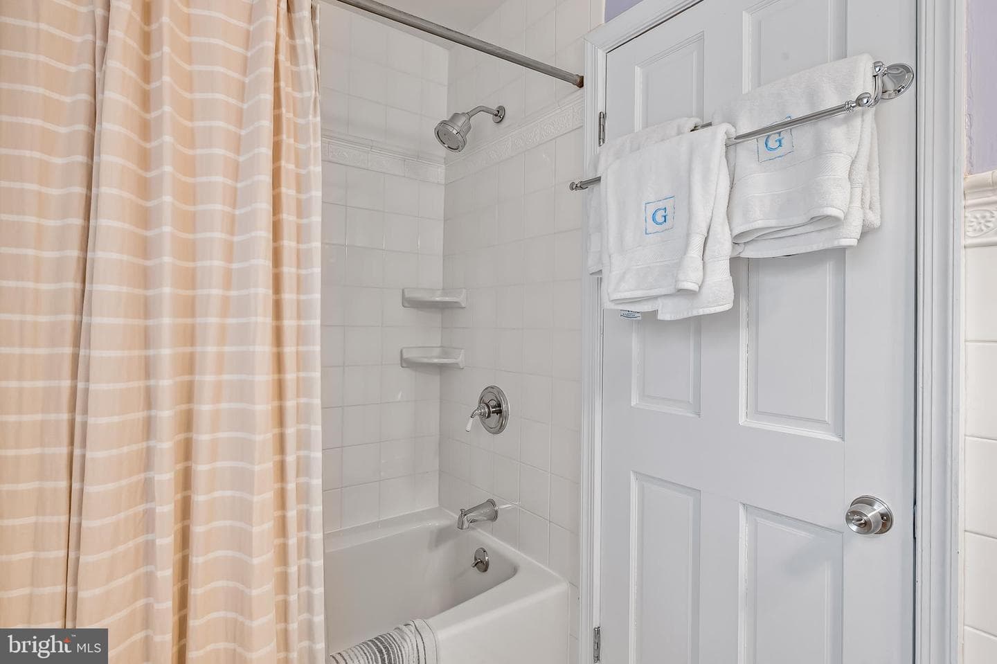 5700 Greenleaf Road photo 26
