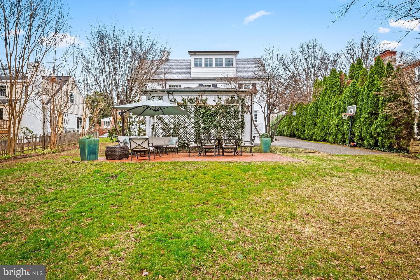 5700 Greenleaf Road photo 35