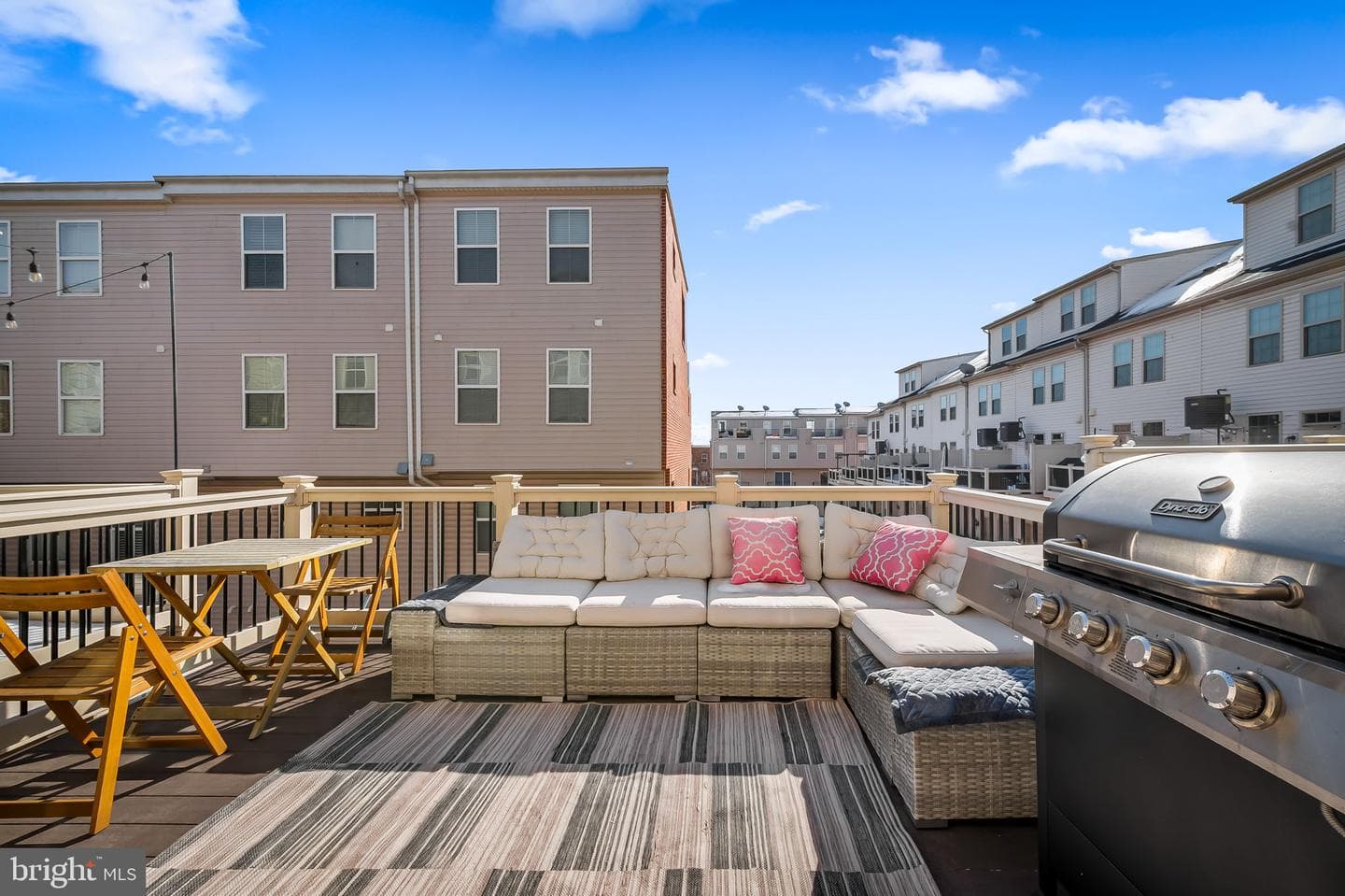 4609 Hudson Street photo 29