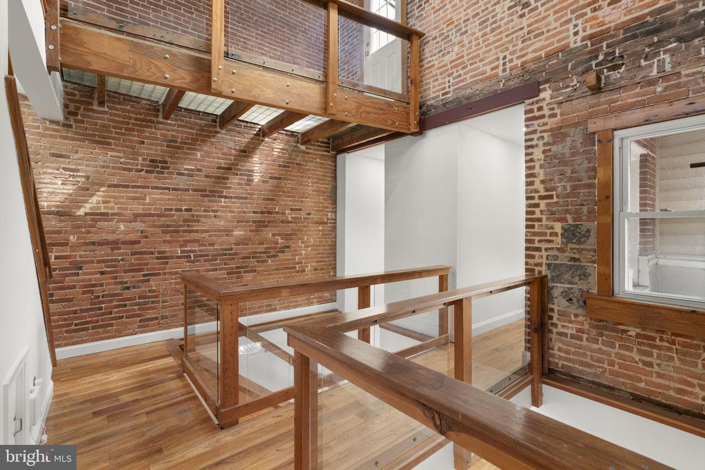 2219 Essex Street photo 18