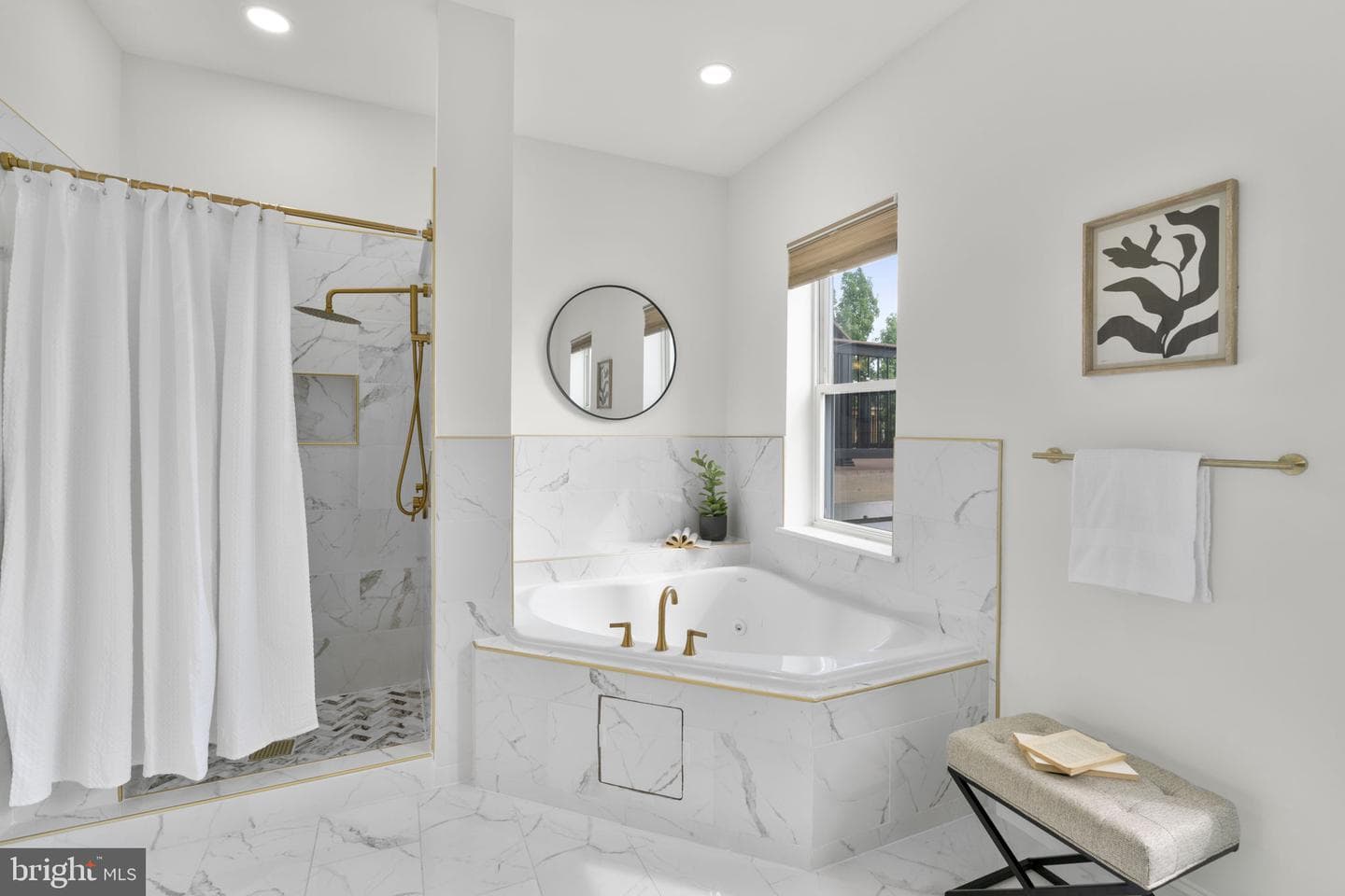 2219 Essex Street photo 40