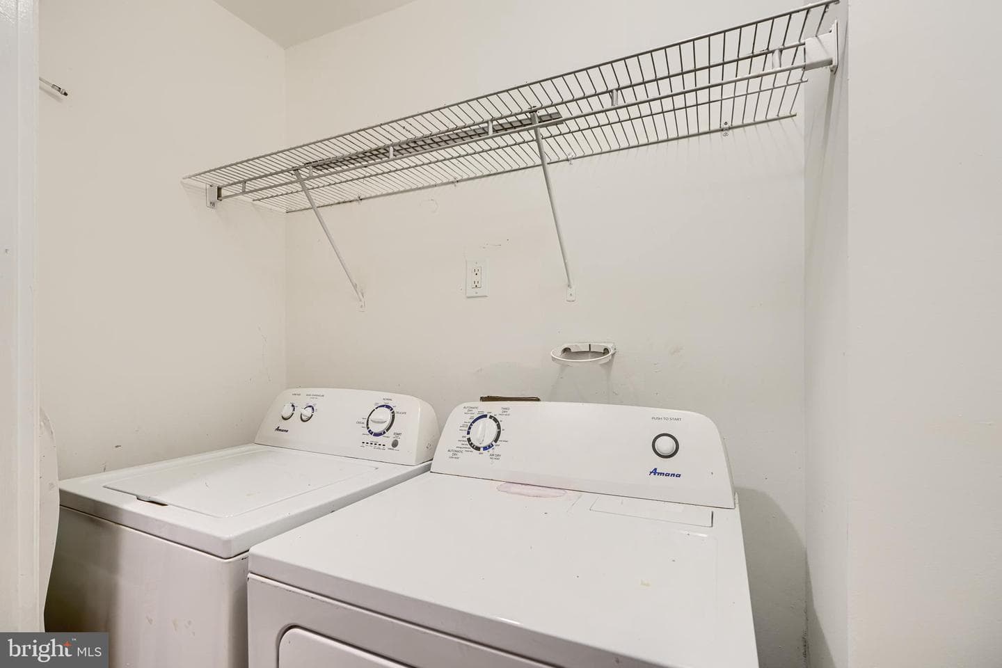 736 Light Street photo 42