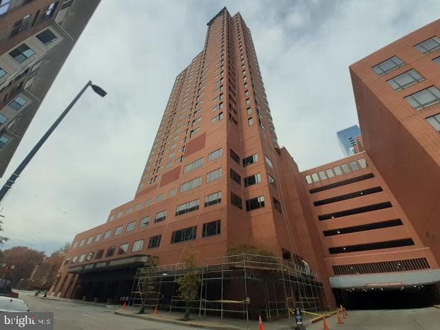 10 E Lee Street #1002-1003 photo 4