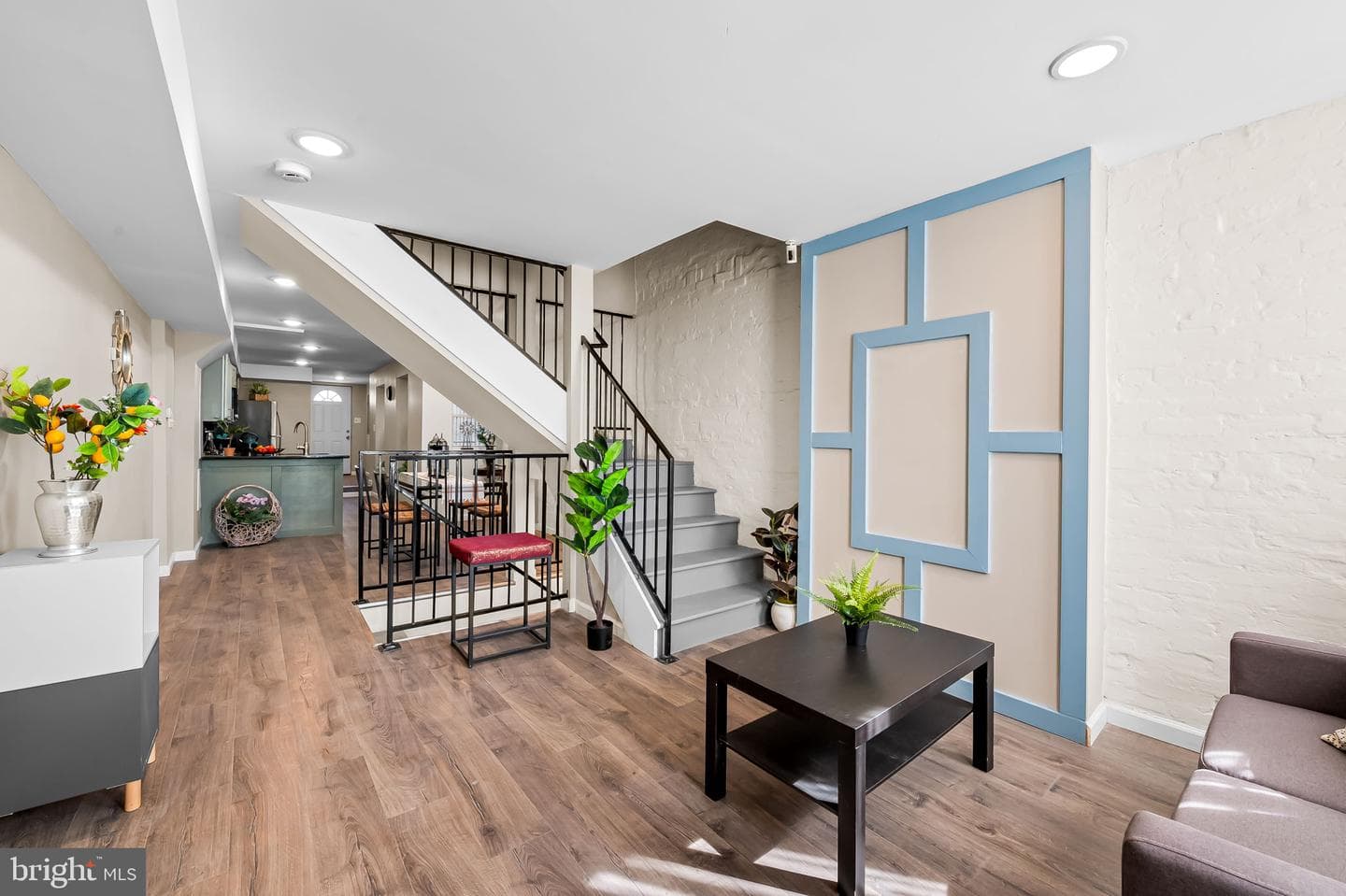 1610 Mchenry Street photo 2