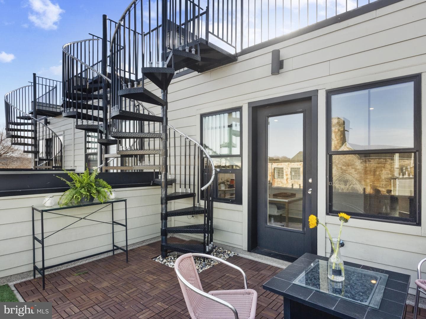 1404 Olive Street photo 31