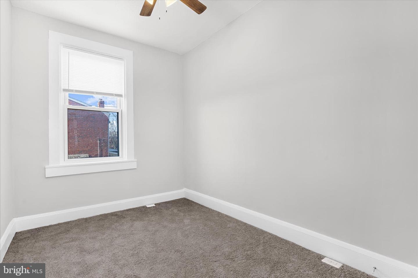 4215 Seidel Avenue photo 18