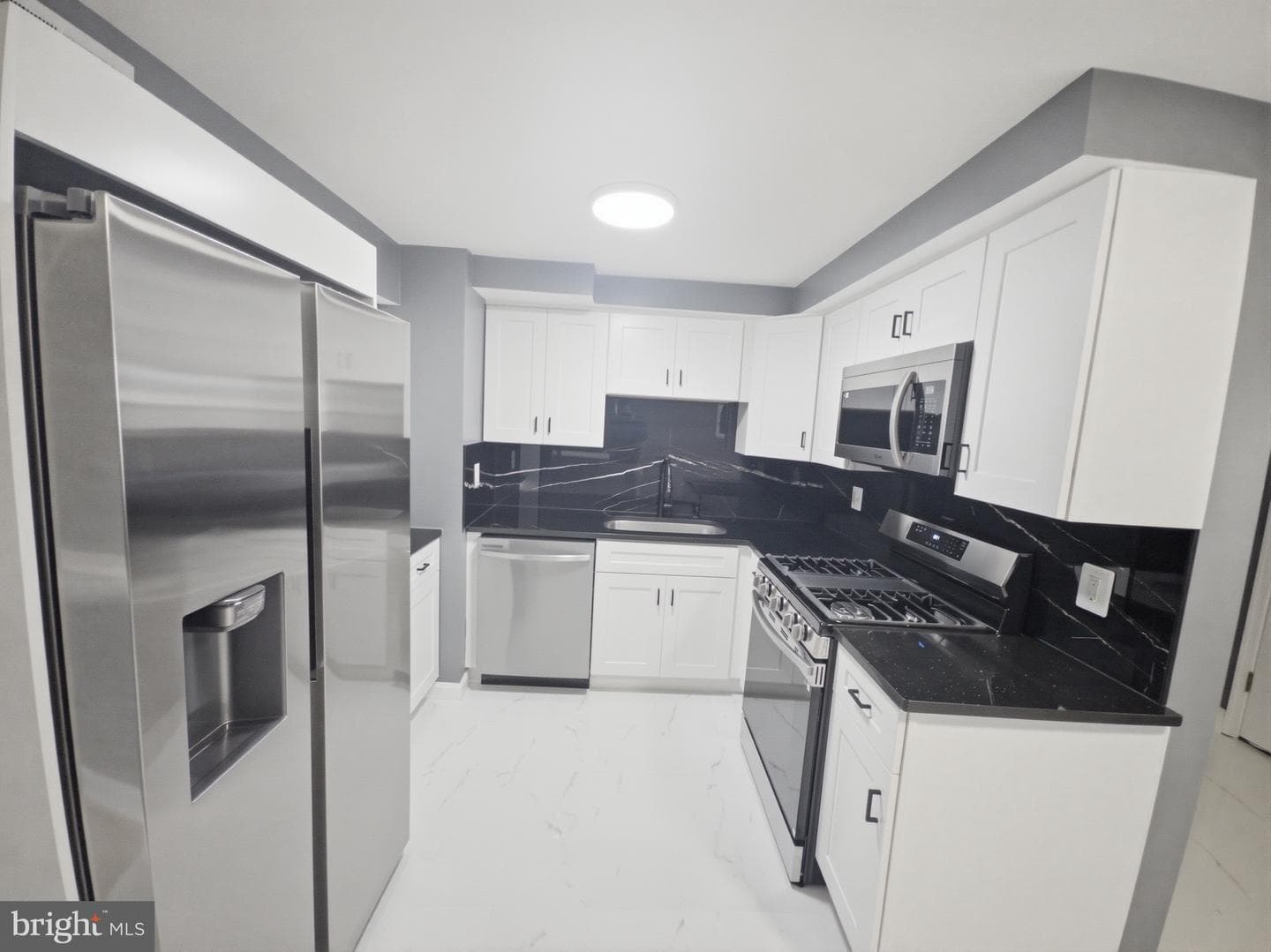 2916 Rayshire Road photo 5