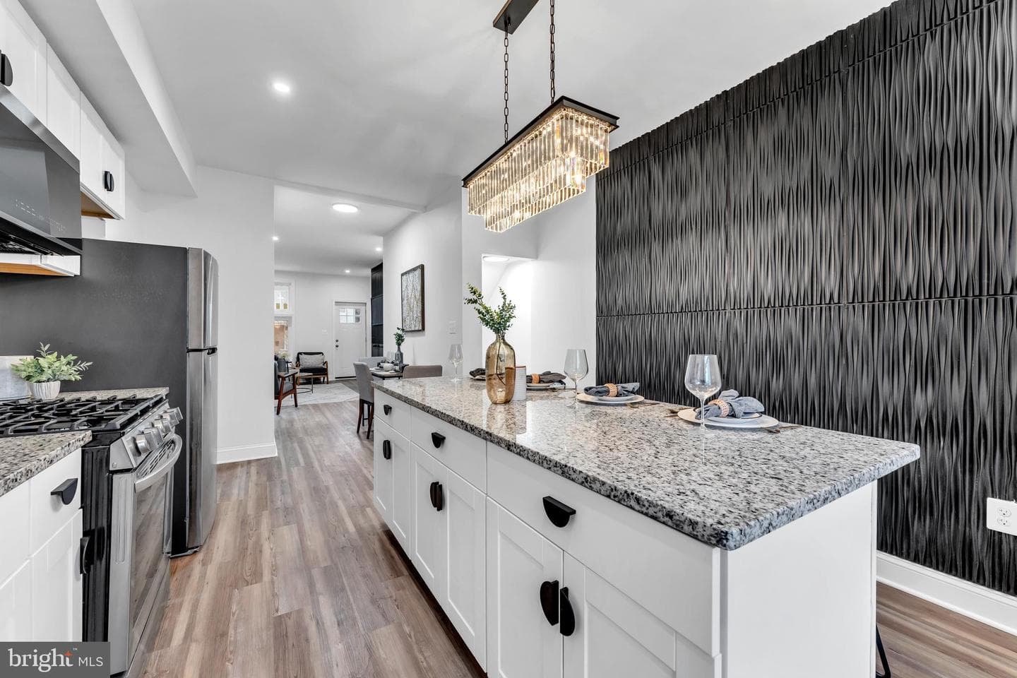 3202 Mcelderry Street photo 11